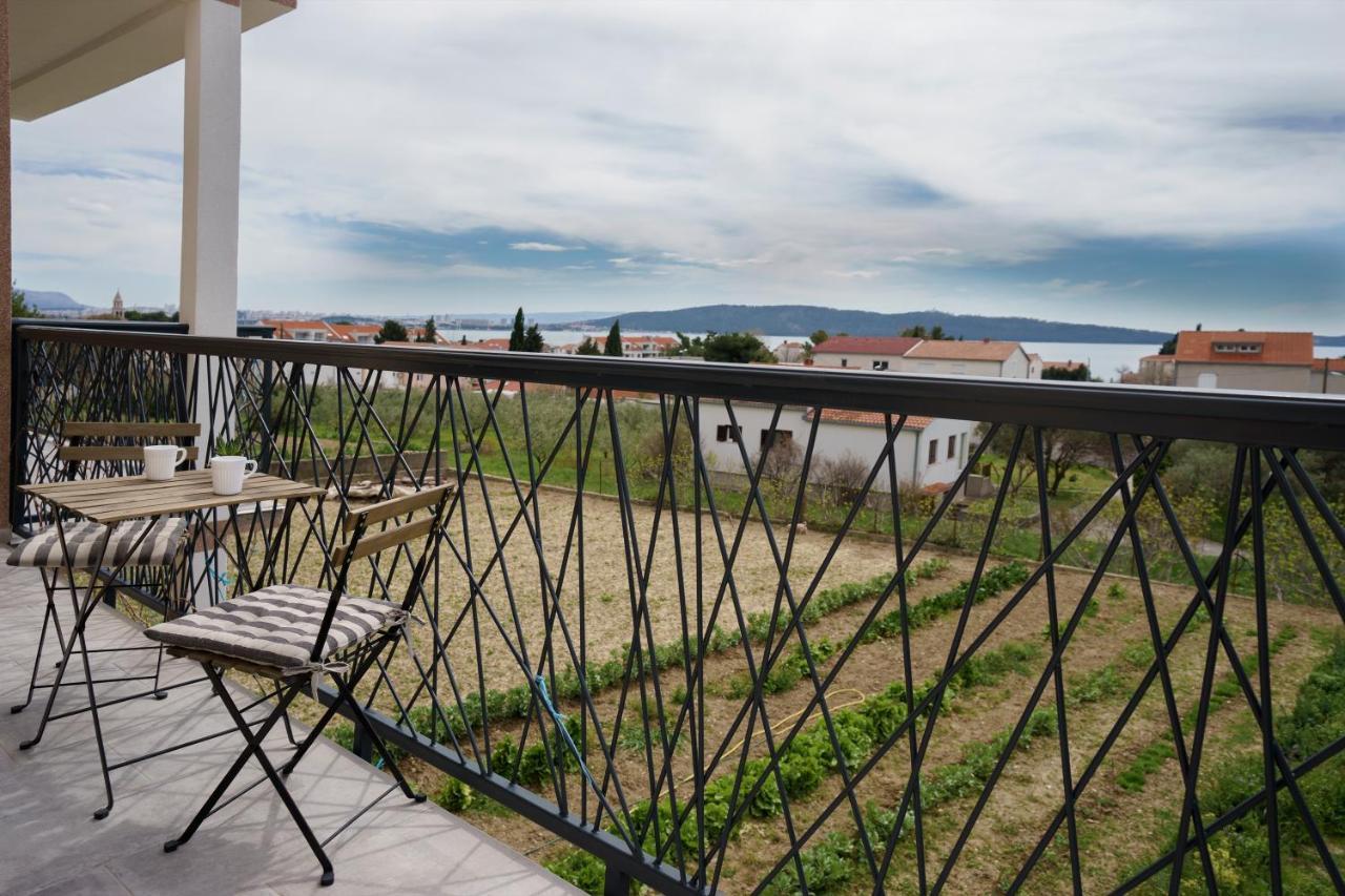 4-Star Apartments Bianco Каштела Экстерьер фото