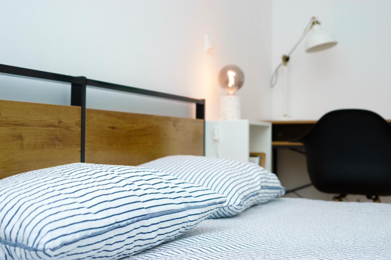 4-Star Apartments Bianco Каштела Экстерьер фото