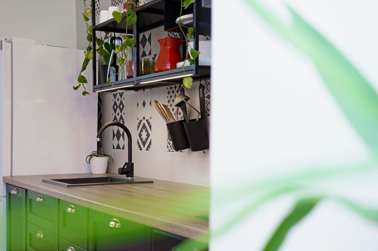 4-Star Apartments Bianco Каштела Экстерьер фото
