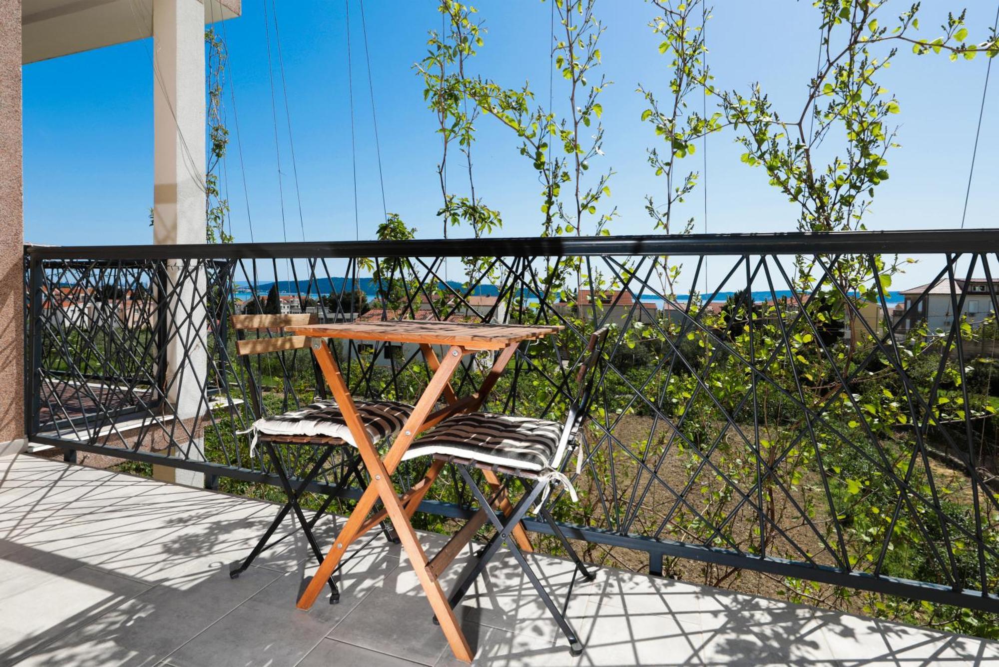 4-Star Apartments Bianco Каштела Экстерьер фото